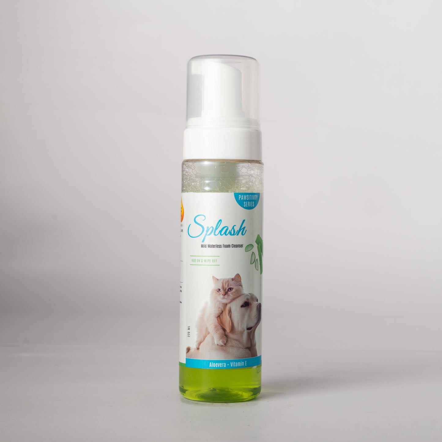 ജംബോ സ്പ്ലാഷ്: വെള്ളമില്ലാത്ത ഫോം ക്ലെൻസർ (കറ്റാർ വാഴ &amp; വിറ്റാമിൻ ഇ) 250 മില്ലി